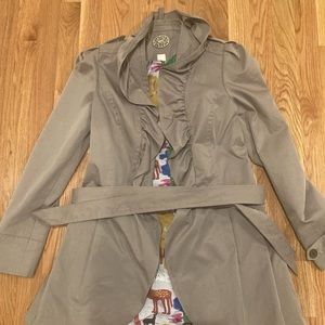 Anthropologie gray jacket size 2 or XS with a tie belt.